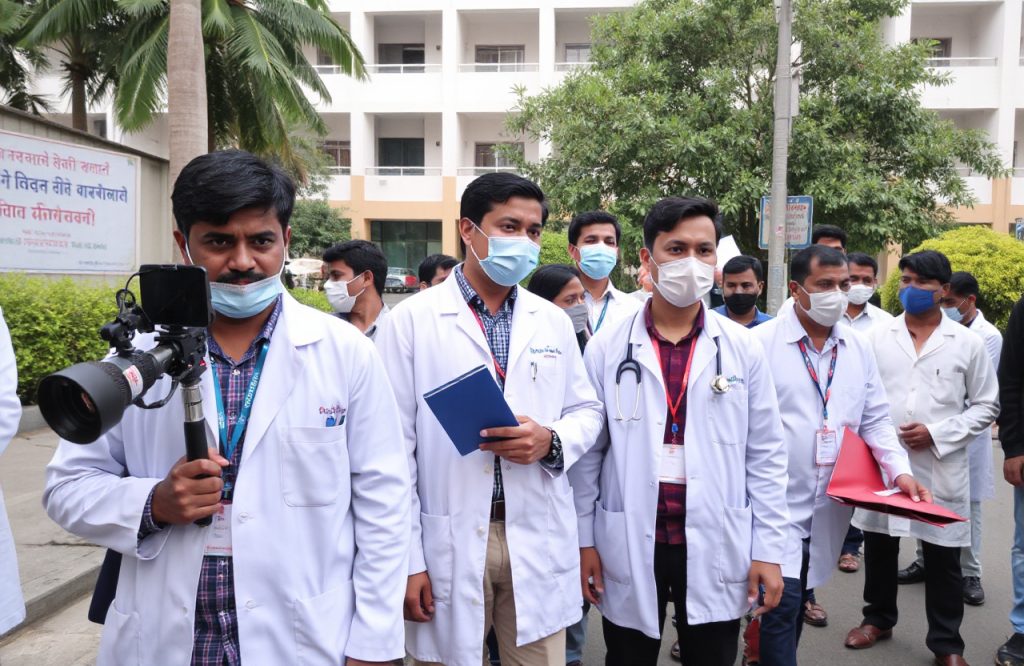 Kerala Medical College Doctors Delay March Amid Ongoing Government Negotiations